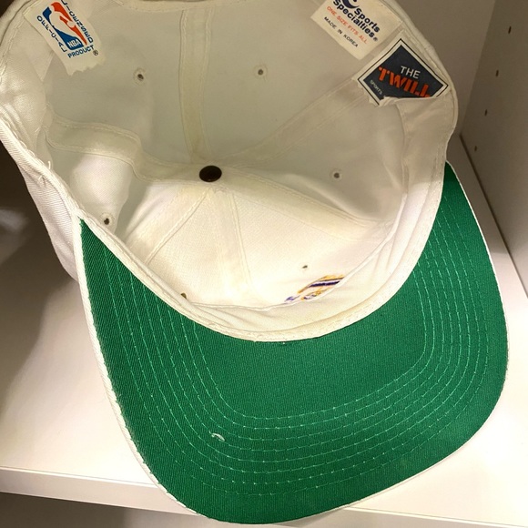 Los Angeles Lakers Vintage Sports Specialities The Twill Hat 90’s - Picture 6 of 9